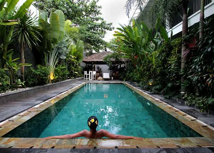 Serela 3* Kuta (Bali)